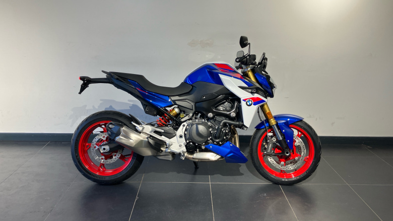 BMW F900 R (25MY)